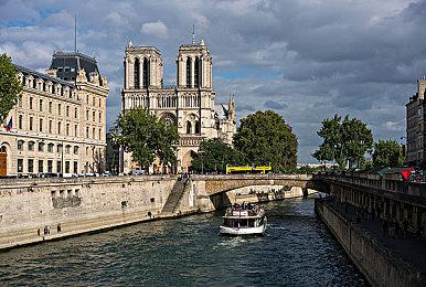 3D-Roguelite横版动作游戏《霓虹序列》Steam页面上线 4月21日发售